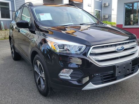 Used 2018 Ford Escape SEL w/ Ford Safe & Smart Package image 3