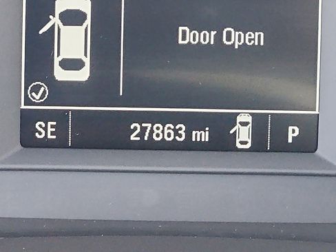 Used 2023 Chevrolet TrailBlazer RS w/ Convenience Package image 19