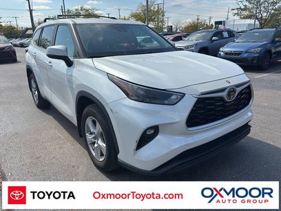 Used 2023 Toyota Highlander LE