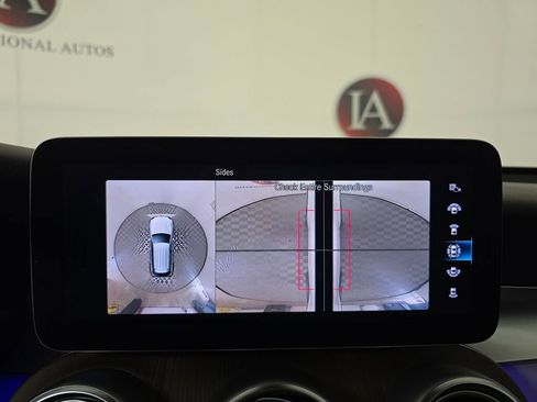 Used 2022 Mercedes-Benz GLC 300 4MATIC w/ Premium Package Lite image 23