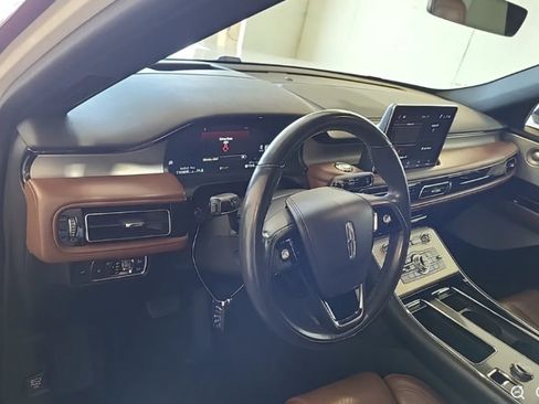 Used 2021 Lincoln Aviator Reserve w/ Equipment Group 202A AWD/4WD image 9