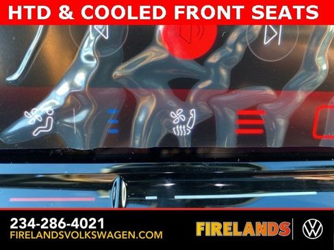 New 2026 Volkswagen GTI SE image 3