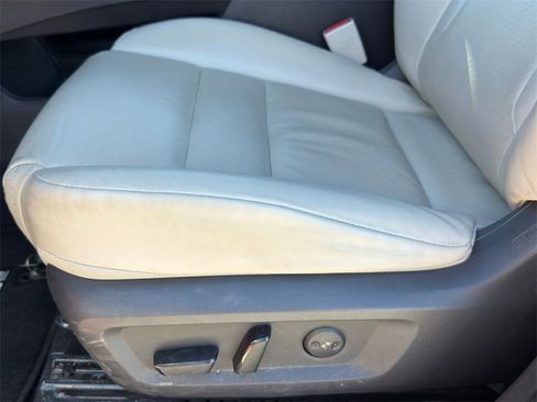 Used 2023 Nissan Rogue SV w/ SV Premium Package image 20