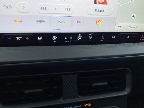 New 2026 Ford Maverick Lariat w/ Black Appearance Package image 27