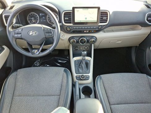 Certified 2021 Hyundai Venue w/ Cargo Package image 15