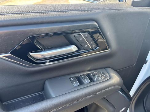 New 2026 GMC Yukon Denali image 10