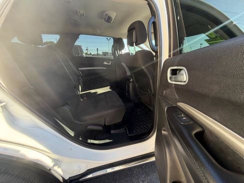 Used 2020 Dodge Durango SXT w/ 3rd Row Seating Group RWD image 20