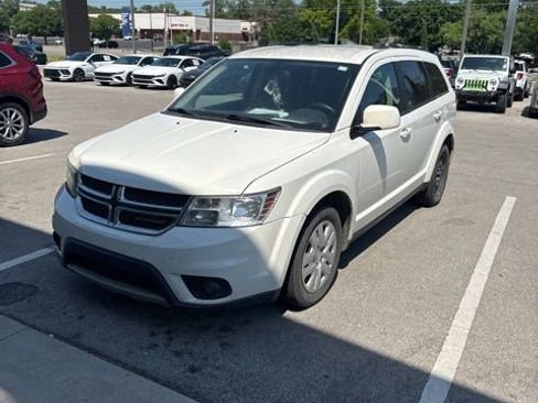 Used 2019 Dodge Journey SE FWD image 11