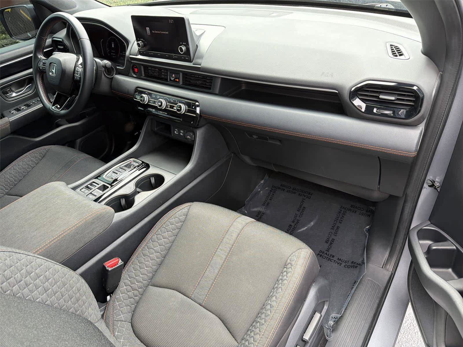 Used 2024 Honda Pilot Sport image 13