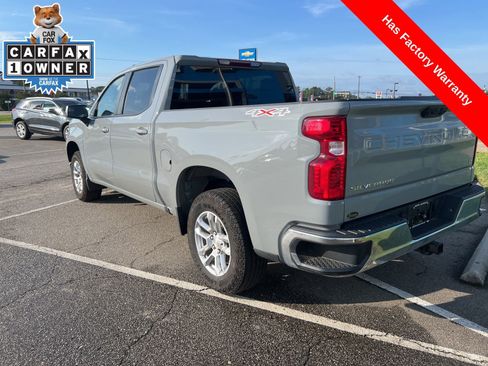 Used 2024 Chevrolet Silverado 1500 LT AWD/4WD image 3