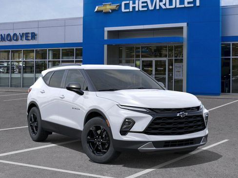 New 2026 Chevrolet Blazer LT image 7