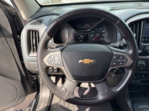 Used 2022 Chevrolet Colorado Z71 image 8