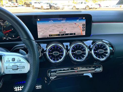 Used 2023 Mercedes-Benz CLA 250 image 6