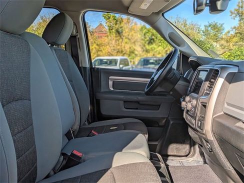 Used 2019 RAM 1500 Big Horn image 36
