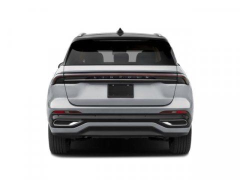 Used 2024 Lincoln Nautilus Reserve w/ Equipment Group 202A AWD/4WD image 5