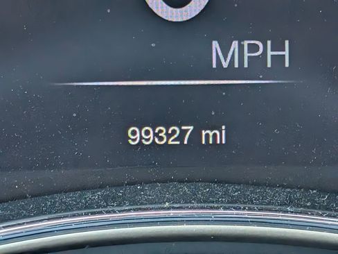 Used 2017 Jeep Grand Cherokee Overland image 15