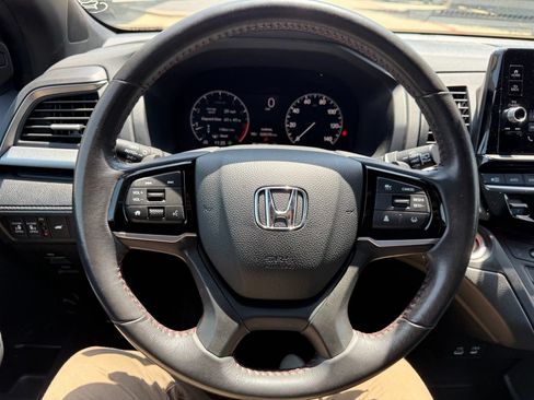 Used 2025 Honda Odyssey Sport-L image 15