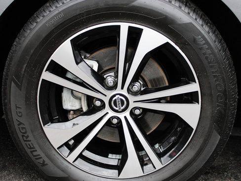 Certified 2023 Nissan Sentra SV image 10