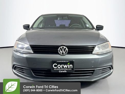 Used 2013 Volkswagen Jetta S FWD image 4