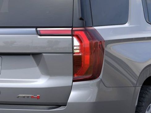 New 2026 GMC Yukon AT4 AWD/4WD image 11