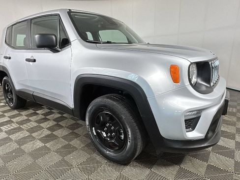Used 2021 Jeep Renegade Sport AWD/4WD image 2