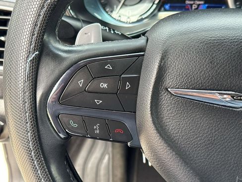 Used 2015 Chrysler 200 S w/ Navigation & Sound Group I image 22