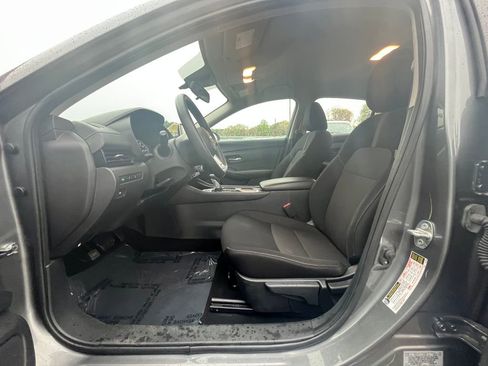 Used 2024 Nissan Sentra SV FWD image 23