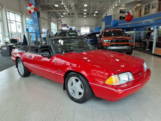 Used 1993 Ford Mustang LX RWD image 3