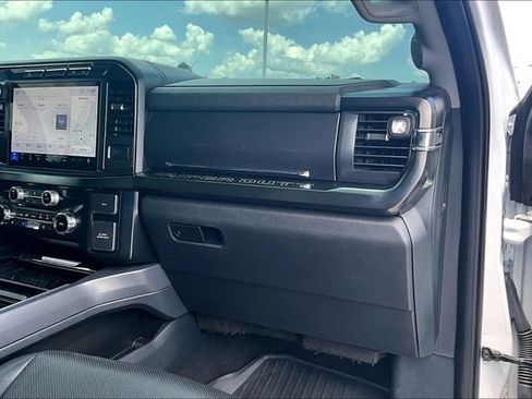 Used 2024 Ford F250 Lariat w/ Chrome Package AWD/4WD image 21
