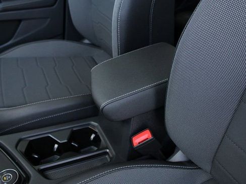 New 2025 Volkswagen Taos SE AWD/4WD image 15