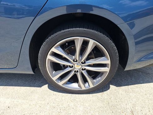 Used 2024 Chevrolet Malibu LT FWD image 23