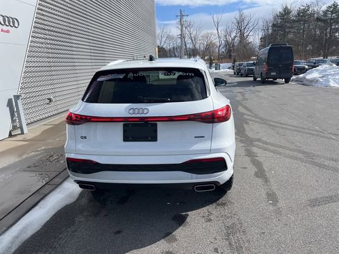 Used 2025 Audi Q5 Premium w/ Convenience Package image 29
