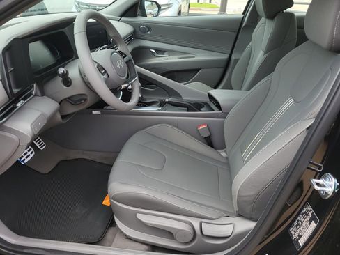New 2026 Hyundai Elantra Sport FWD image 13