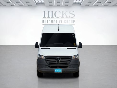 Certified 2024 Mercedes-Benz Sprinter 2500 image 2