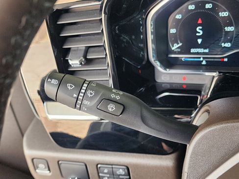 Used 2024 GMC Sierra 1500 SLT RWD image 40