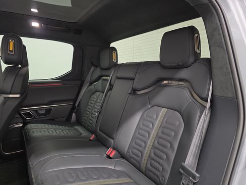 Used 2022 Rivian R1T Adventure AWD/4WD image 20