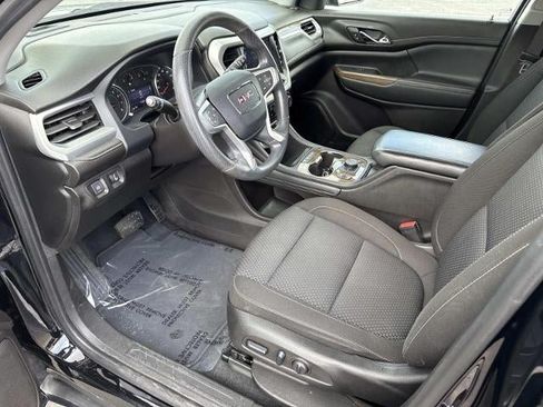 Used 2022 GMC Acadia SLE w/ Driver Convenience Package FWD image 14