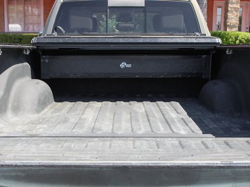 Used 2014 RAM 2500 Laramie w/ Convenience Group image 8