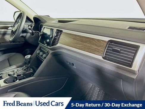 Used 2023 Volkswagen Atlas SE w/ Panoramic Sunroof Package image 31