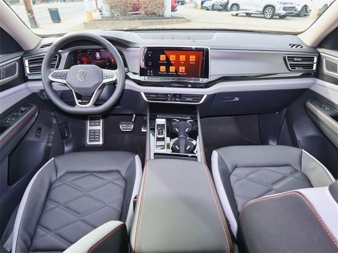 New 2026 Volkswagen Atlas Peak Edition image 20