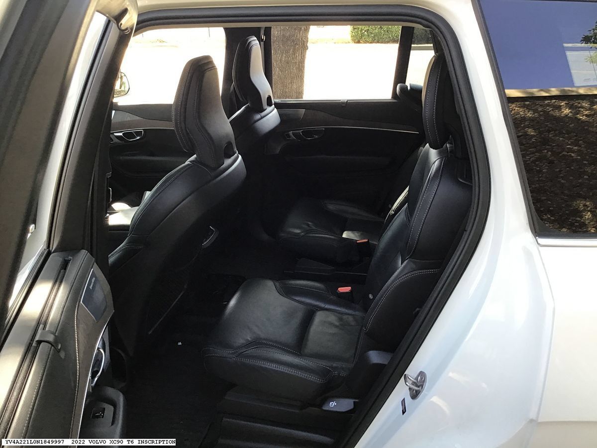 Used 2022 Volvo XC90 T6 Inscription w/ Advanced Package AWD/4WD image 9