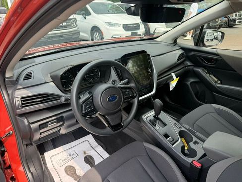 Used 2025 Subaru Crosstrek 2.0i Premium AWD/4WD image 3