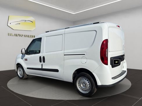 Used 2022 RAM ProMaster City Tradesman image 5