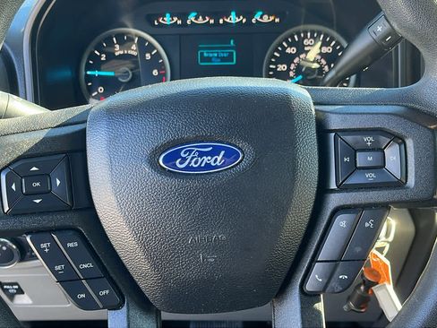 Used 2018 Ford F150 XLT image 11