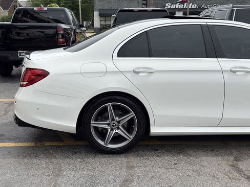 Used 2019 Mercedes-Benz E 300 4MATIC w/ Driver Assistance Package image 13