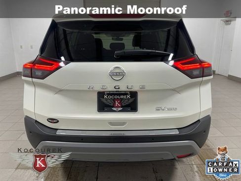 Used 2023 Nissan Rogue SV w/ SV Premium B Package image 5