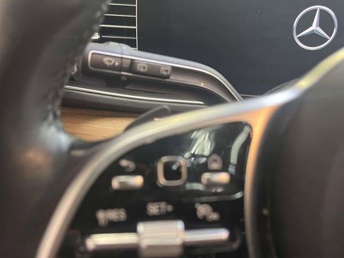 Used 2022 Mercedes-Benz GLE 350 4MATIC w/ Premium Package image 21