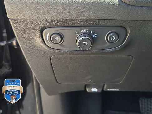 Certified 2023 Buick Encore GX Select w/ Sport Touring Package FWD image 21