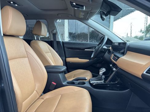 Used 2024 Kia Seltos EX AWD/4WD image 23