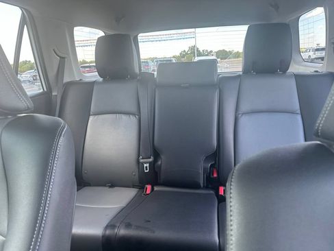 Used 2022 Toyota 4Runner SR5 Premium w/ Moonroof Package RWD image 8